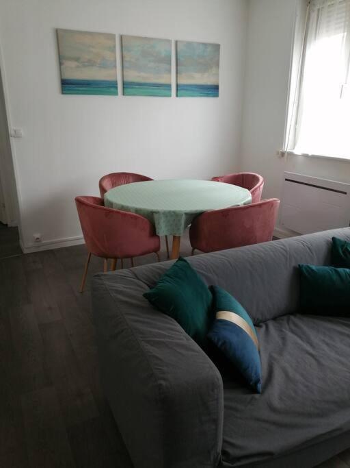Appartement 2 Chambres A 3 Min A Pied De La Plage Saint-Valery-en-Caux Exterior photo